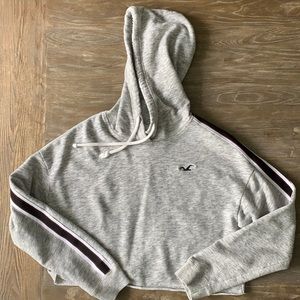 Holllister Cropped Hoodie in Grey with Stripes
